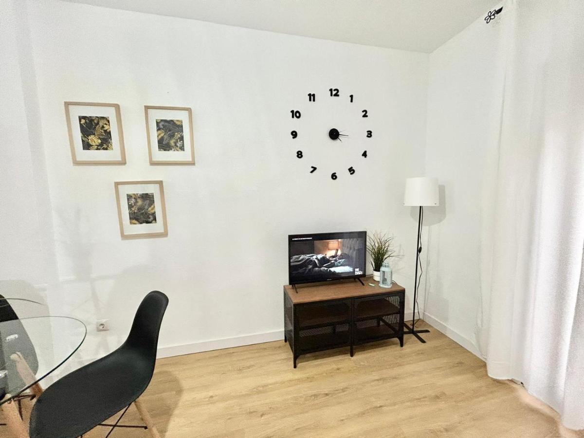 Plaza Rio A Apartment Madrid Ngoại thất bức ảnh