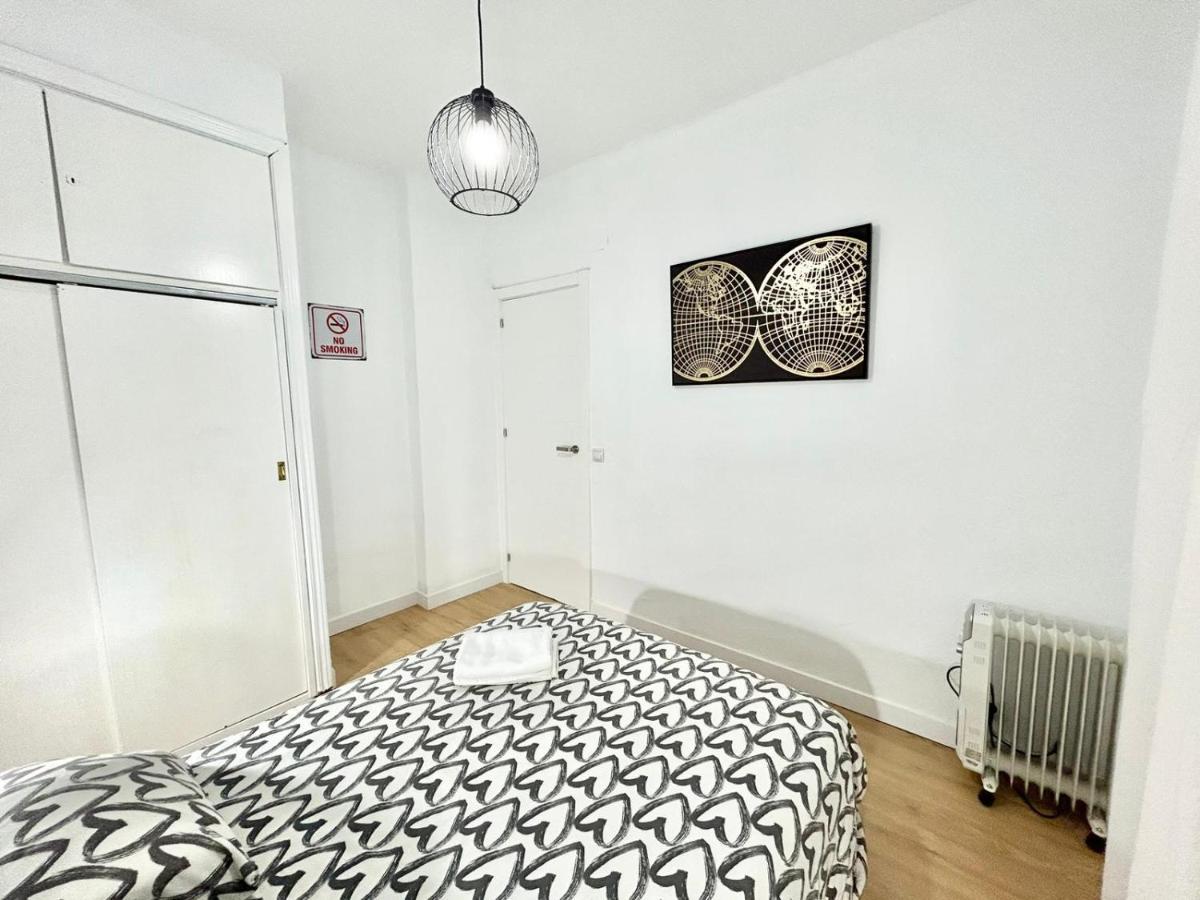 Plaza Rio A Apartment Madrid Ngoại thất bức ảnh